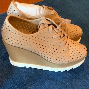 Steve Madden Unfazed Nude Wedge Oxford Sz 9